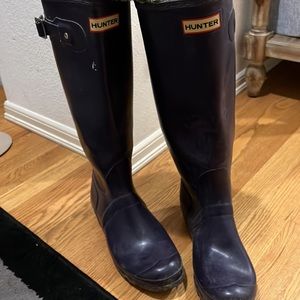 COPY - Hunter Original Tall Rain Boots size 9.